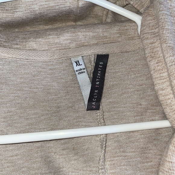 Jaclyn Intimates Cardigan/ Robe - Picture 10 of 10